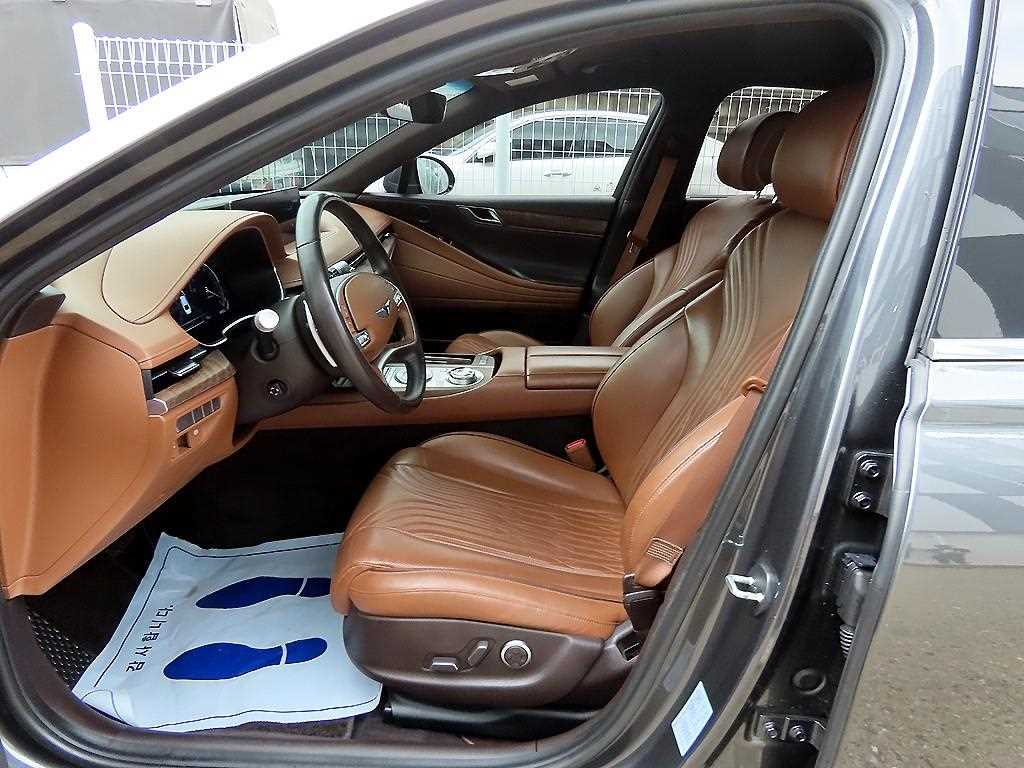 Genesis G80 — photo 05