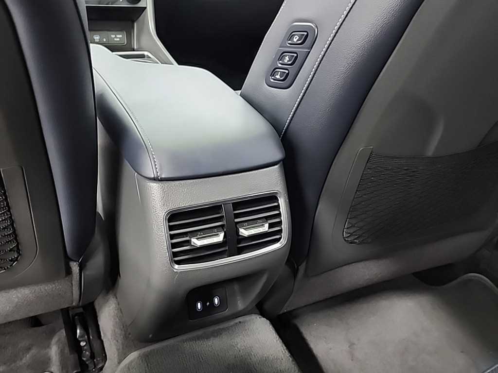 Hyundai Sonata — photo 13