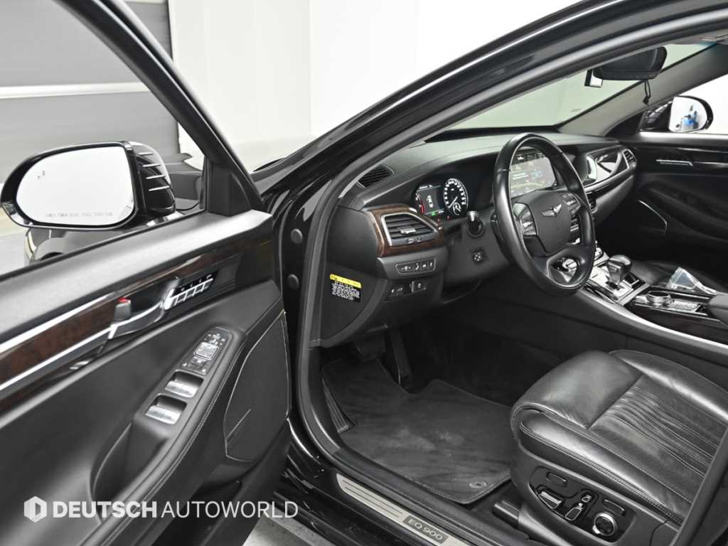 Genesis EQ900 — photo 11