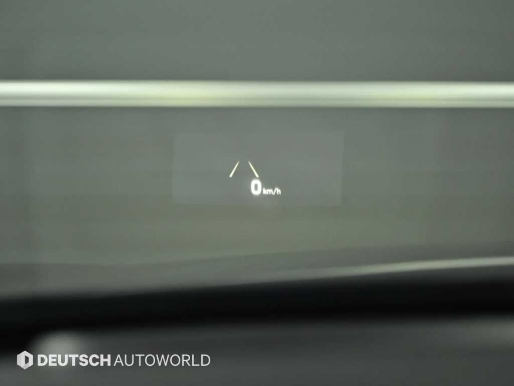 Genesis EQ900 — photo 17