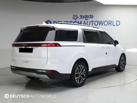 Kia Carnival — photo 02