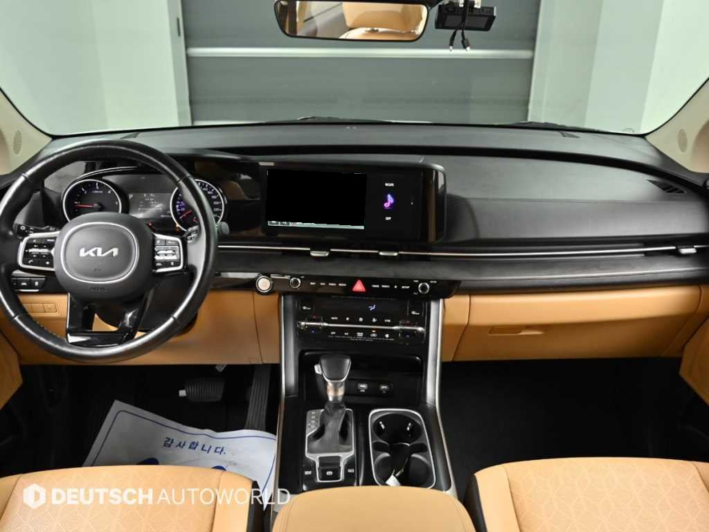 Kia Carnival — photo 07