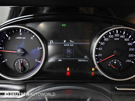 Kia Carnival — photo 08