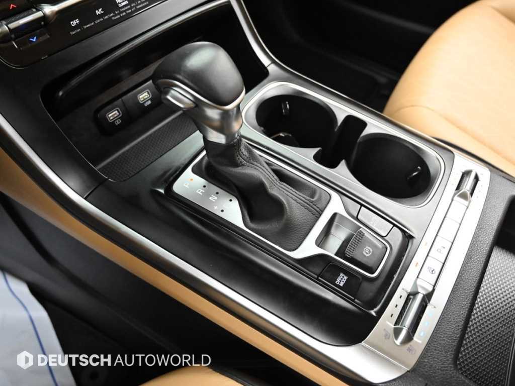 Kia Carnival — photo 09