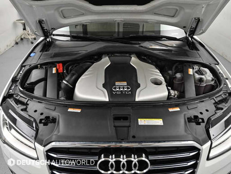 Audi A8 — photo 06