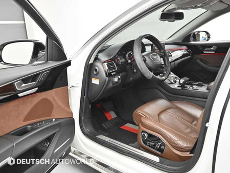 Audi A8 — photo 11