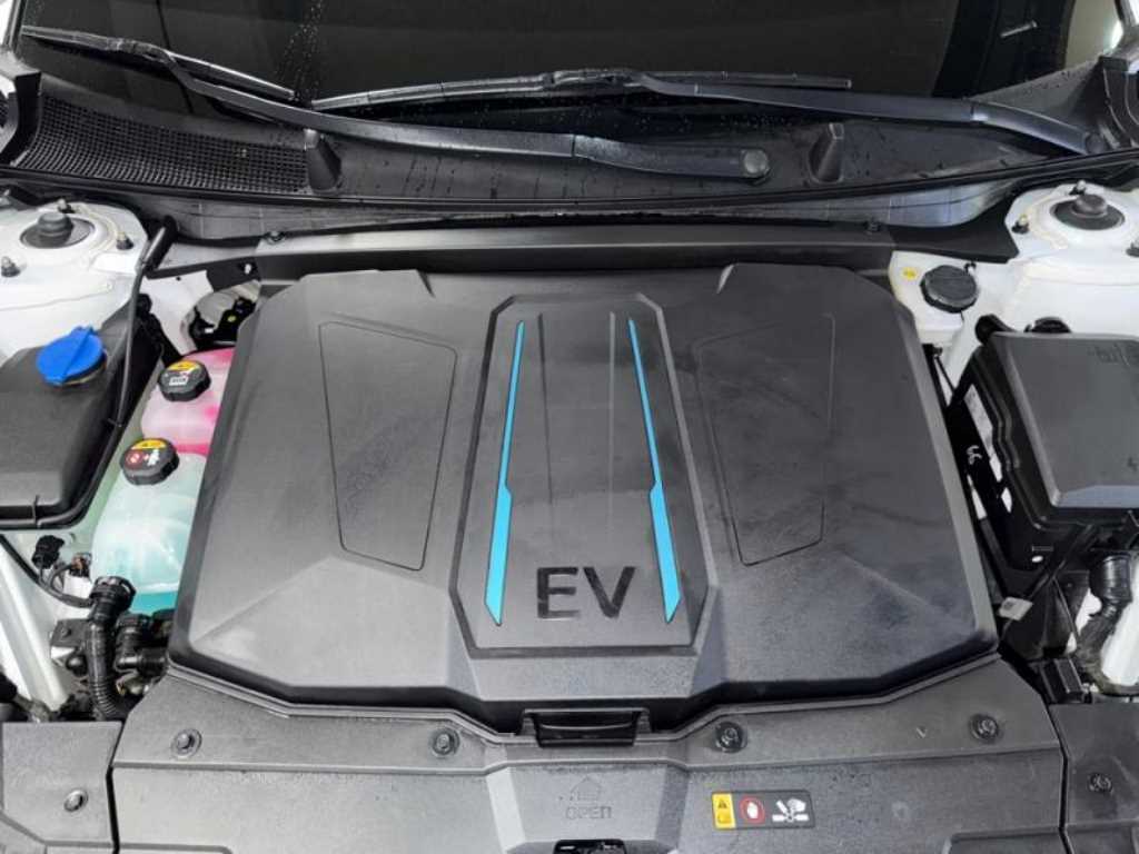 Hyundai Ioniq5 — photo 19