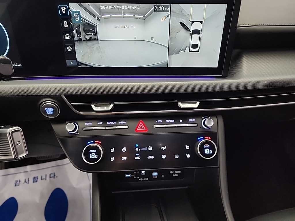 Hyundai Sonata — photo 10