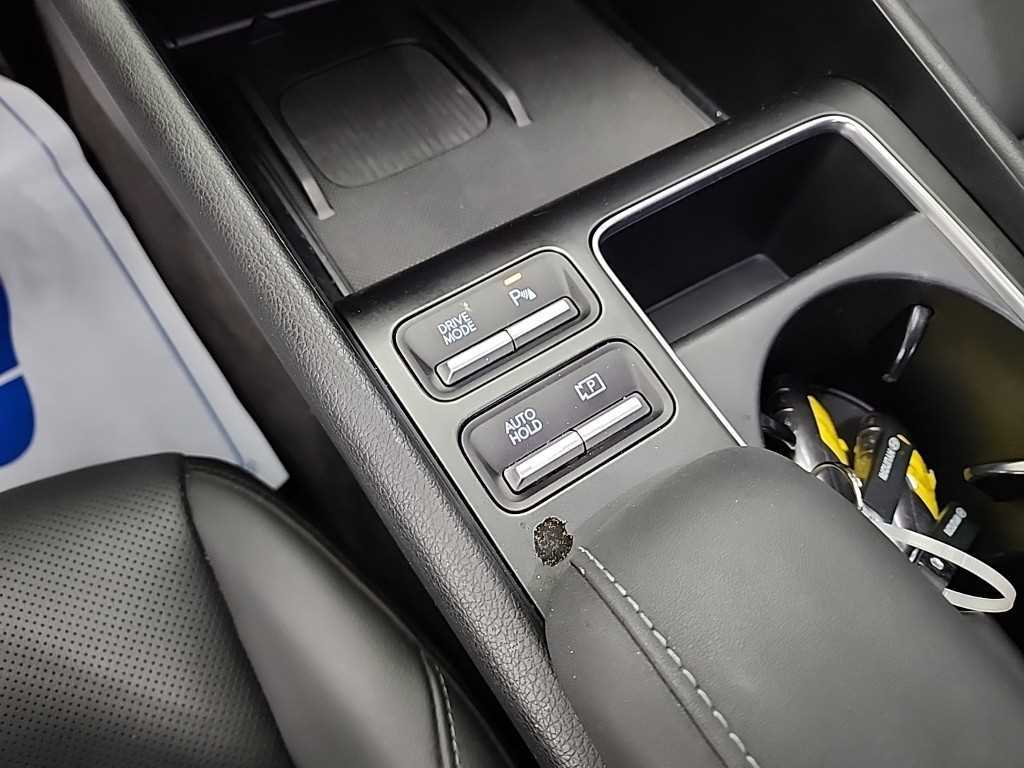 Hyundai Sonata — photo 17
