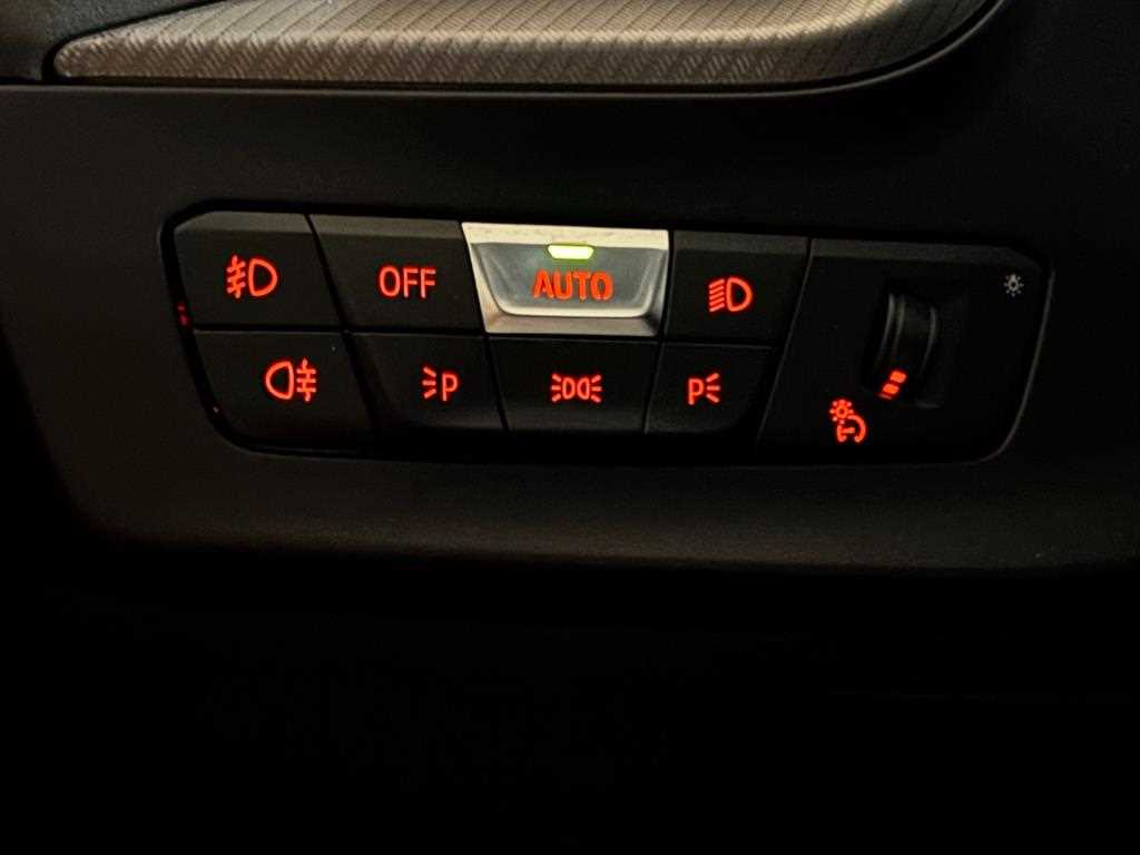 BMW 1-Series — photo 13