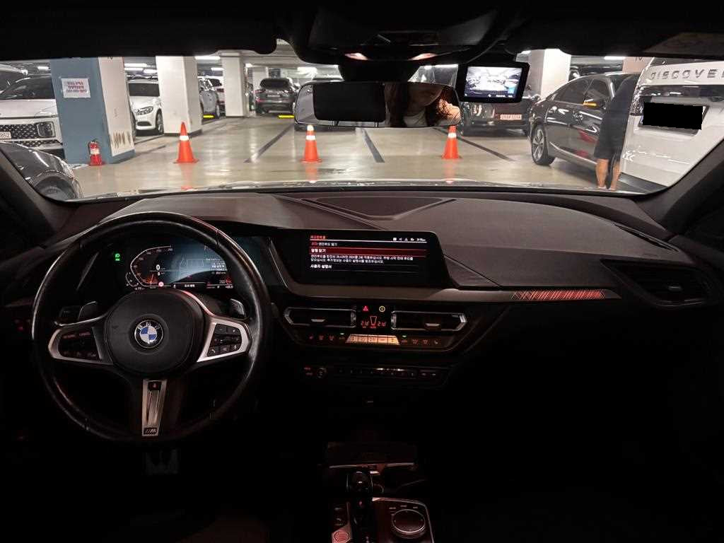BMW 1-Series — photo 14
