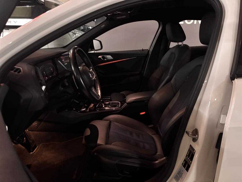 BMW 1-Series — photo 15