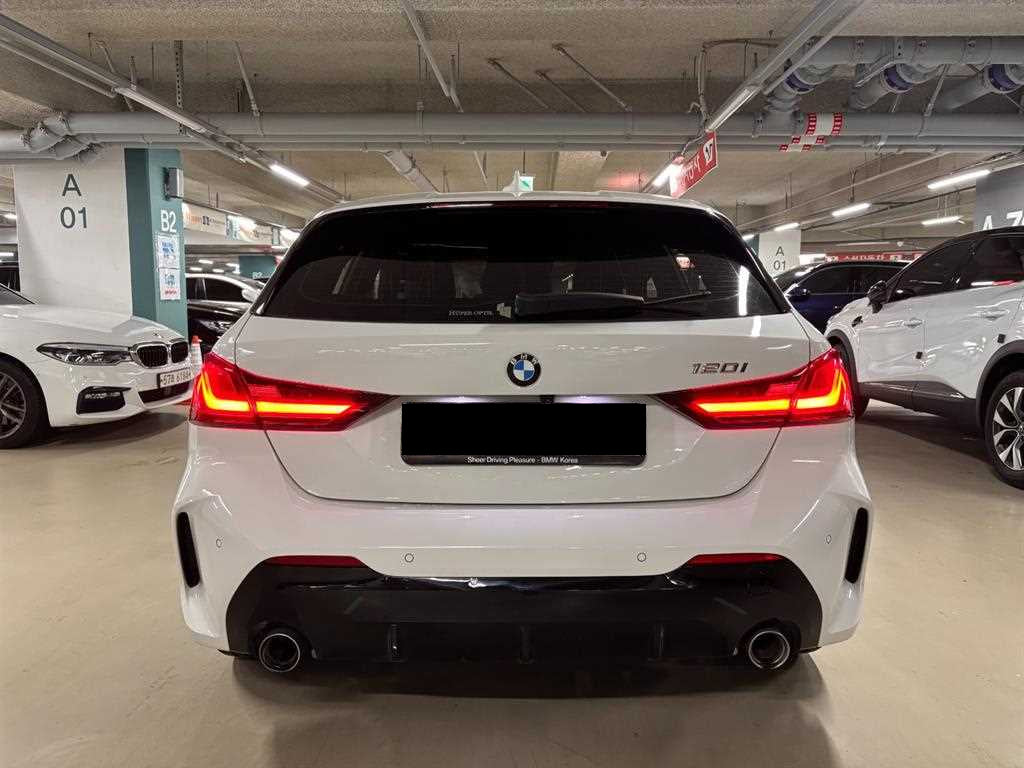 BMW 1-Series — photo 20