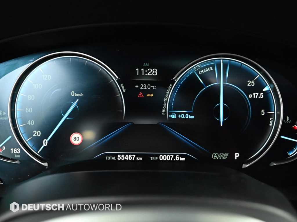 BMW 5-Series — photo 05