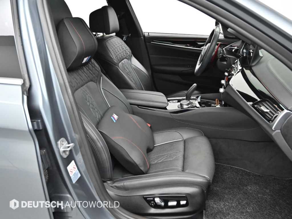 BMW 5-Series — photo 10
