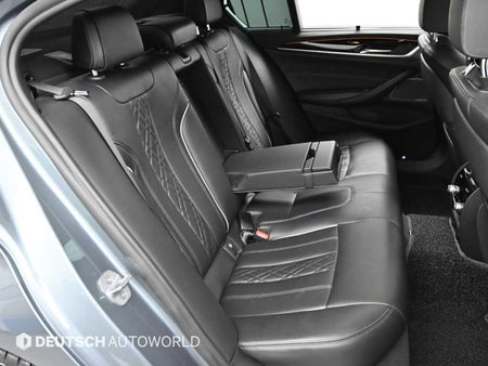 BMW 5-Series — photo 12