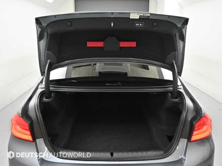 BMW 5-Series — photo 19