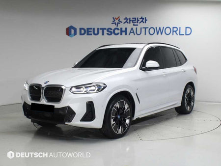 BMW iX3 — photo 01