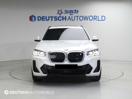 BMW iX3 — photo 03