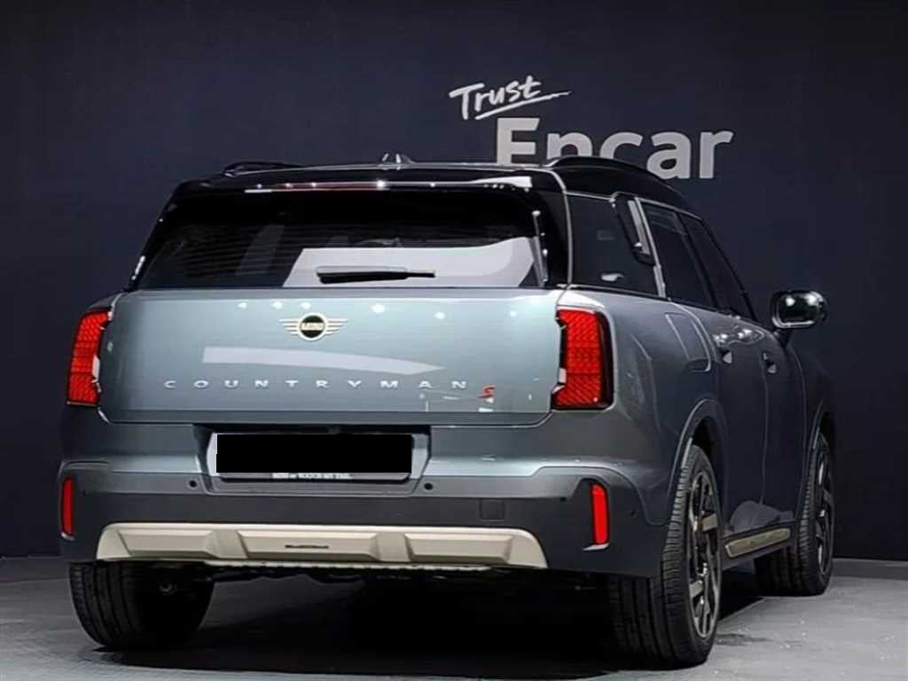 Mini Countryman — photo 02