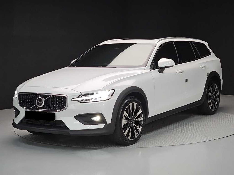 Volvo V60 — photo 01