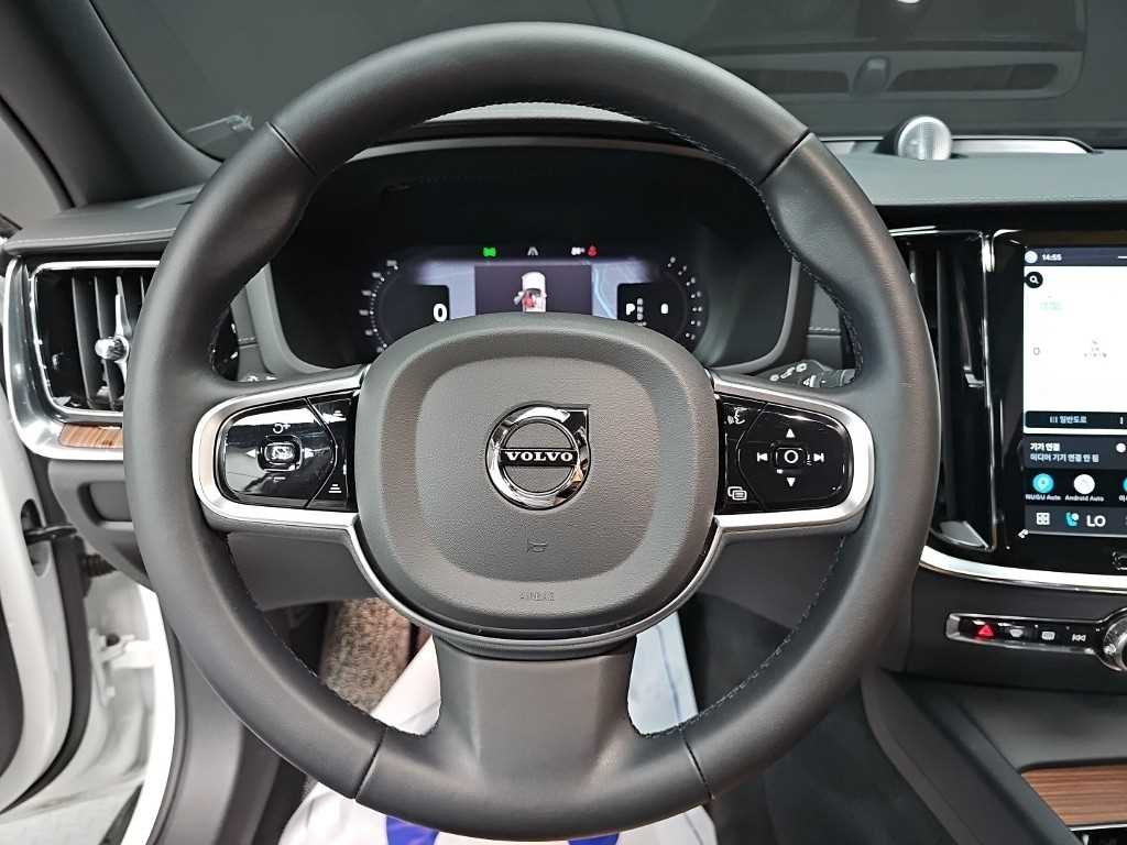 Volvo V60 — photo 09