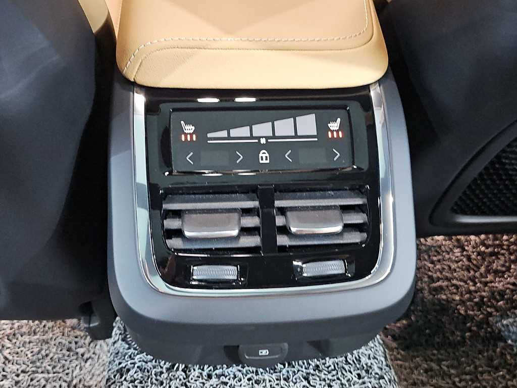 Volvo V60 — photo 13