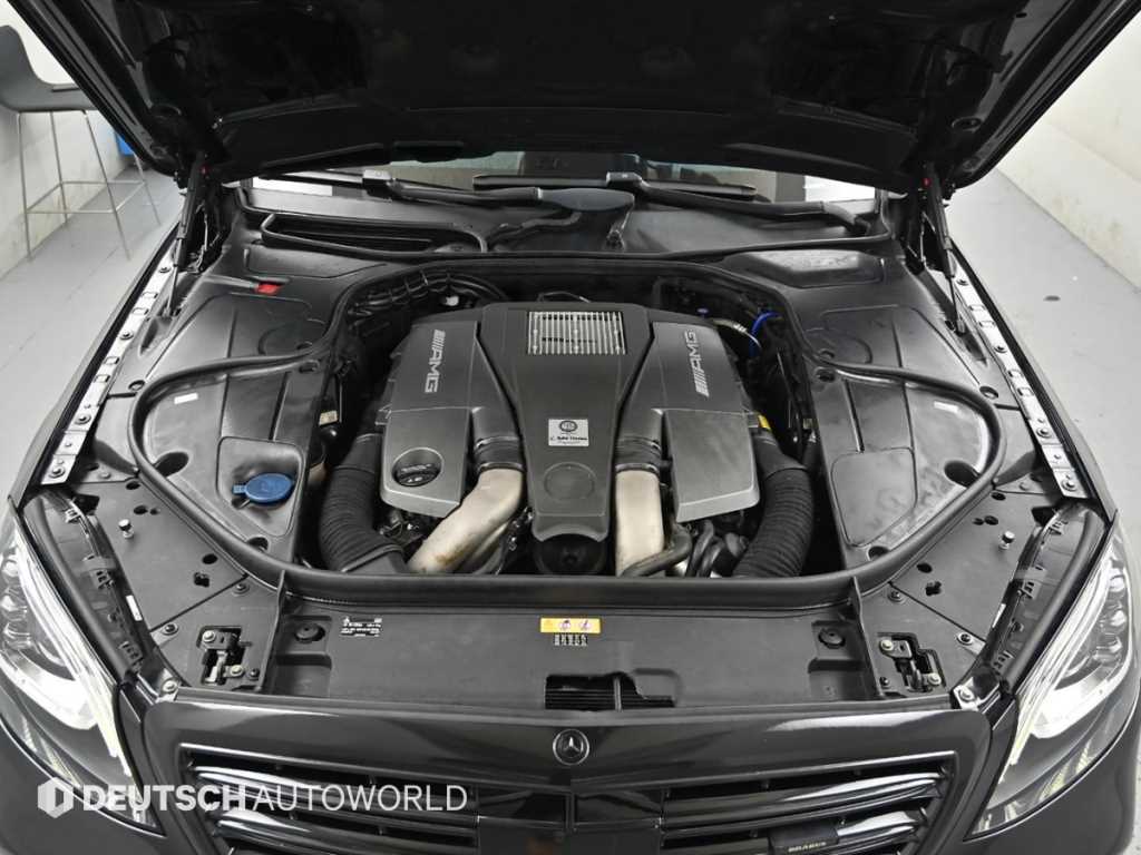 Mercedes-Benz S-Class — photo 06