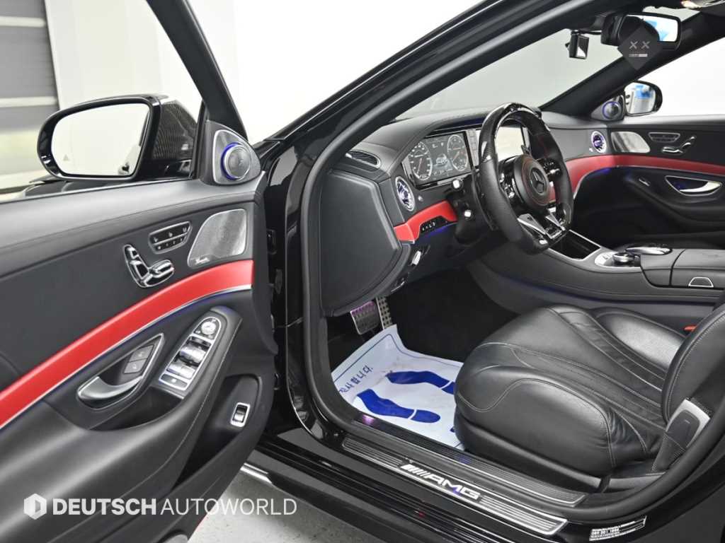 Mercedes-Benz S-Class — photo 11