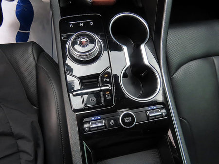 Kia K5 — photo 10