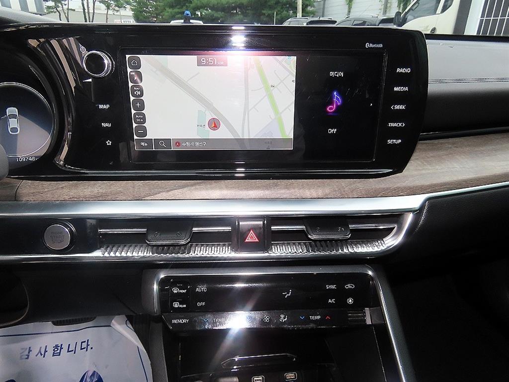 Kia K5 — photo 13