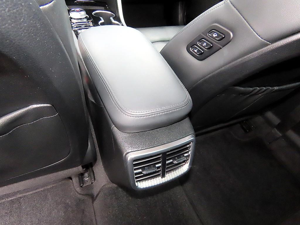 Kia K5 — photo 17