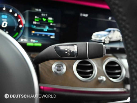 Mercedes-Benz E-Class — photo 09