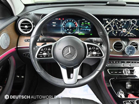 Mercedes-Benz E-Class — photo 13