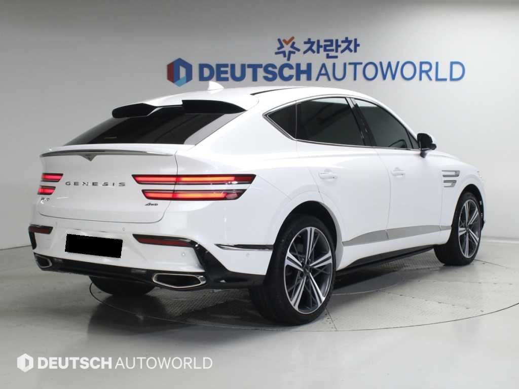 Genesis GV80 — photo 02