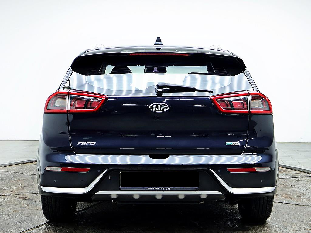 Kia Niro — photo 03