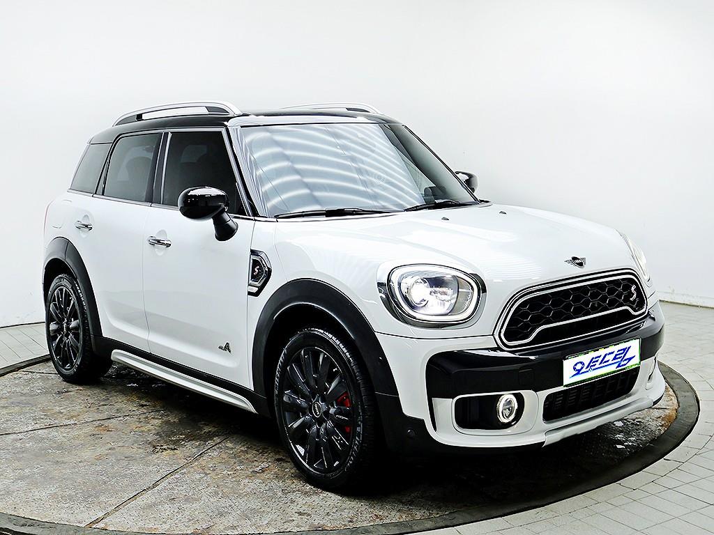 Mini Countryman — photo 02