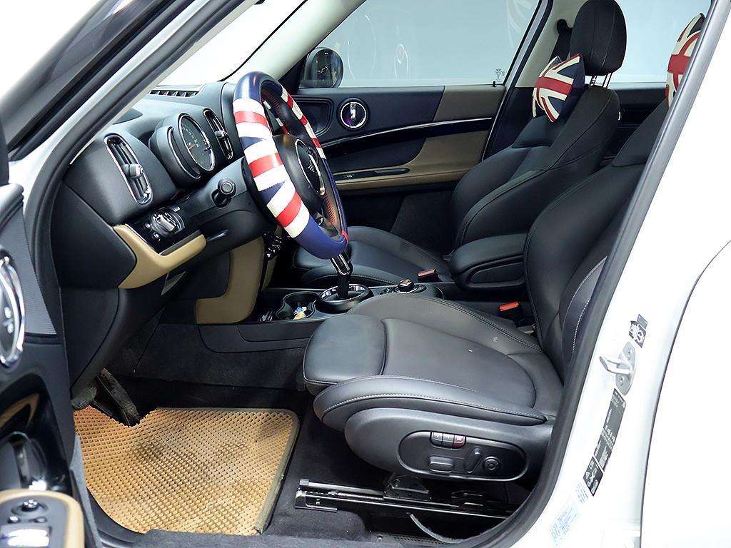 Mini Countryman — photo 11