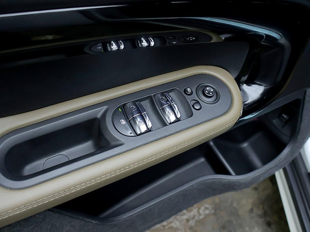 Mini Countryman — photo 13