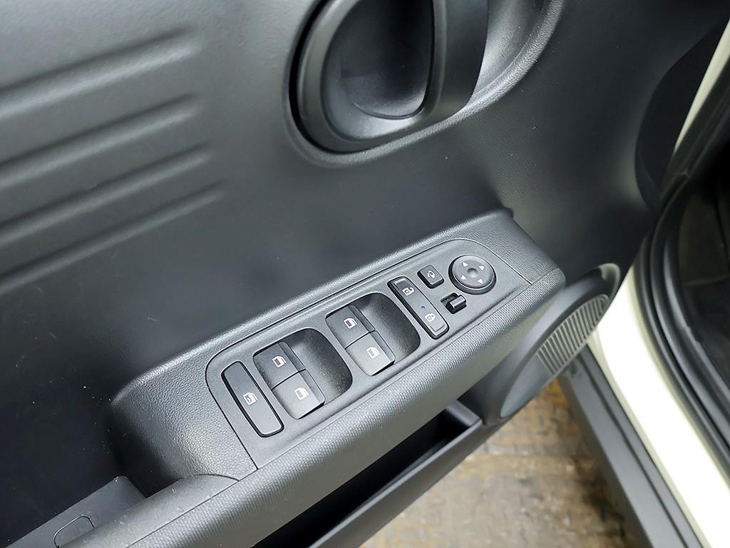 Hyundai Casper — photo 13