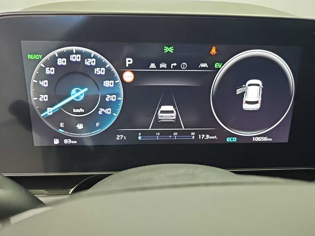 Kia Niro — photo 06