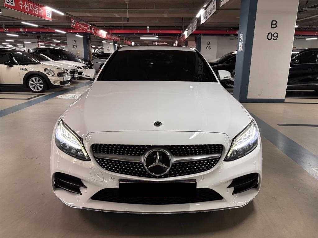 Mercedes-Benz C-Class — photo 01