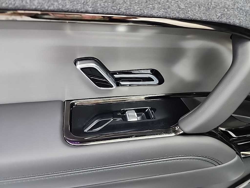 Land Rover Range Rover Sport — photo 13