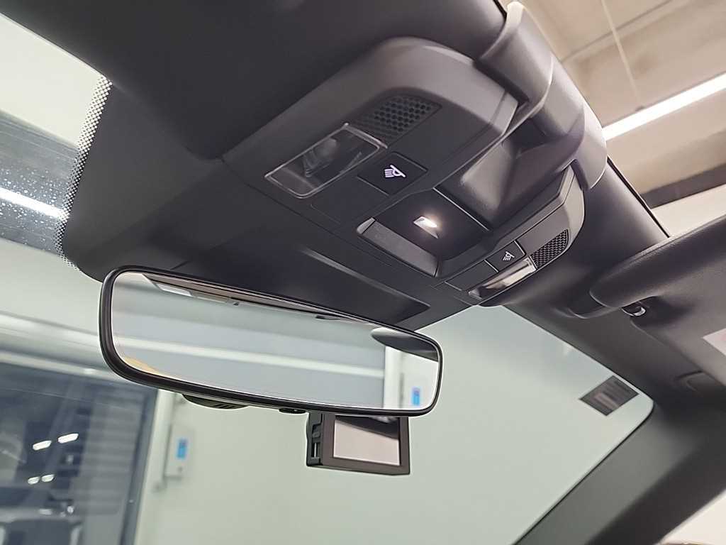 Porsche 911 — photo 16