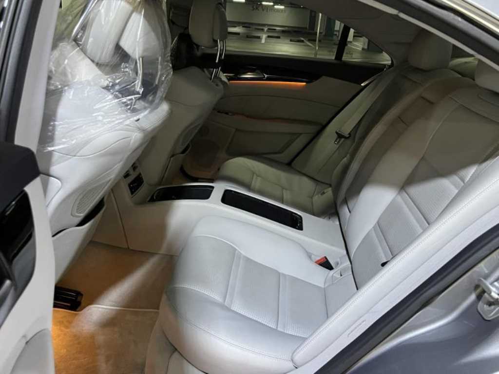 Mercedes-Benz CLS-Class — photo 07