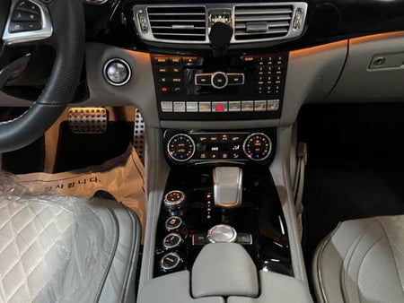 Mercedes-Benz CLS-Class — photo 10