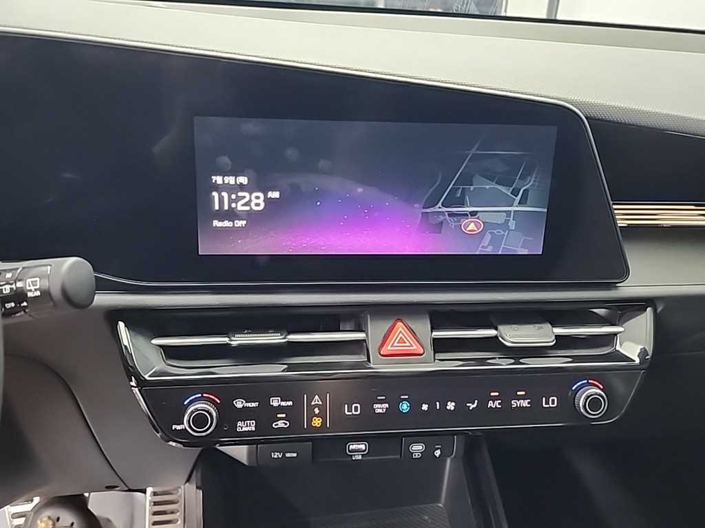 Kia Niro — photo 09