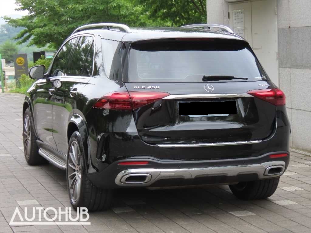 Mercedes-Benz GLE-Class — photo 04