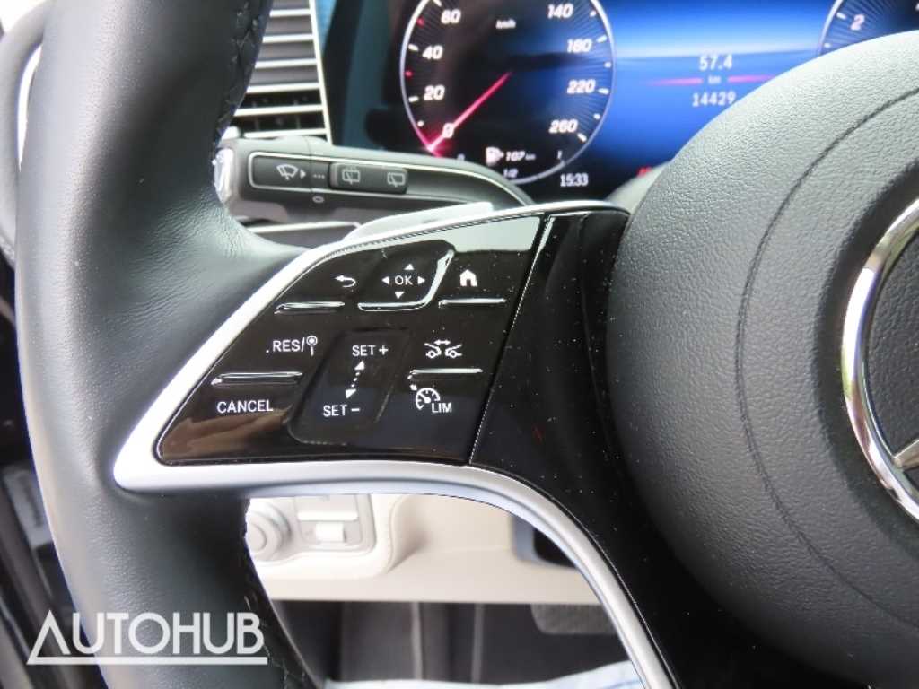 Mercedes-Benz GLE-Class — photo 12