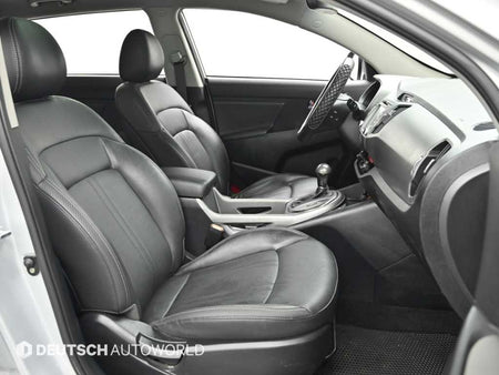 Kia Sportage — photo 10